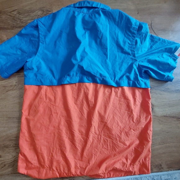 Nike Short Sleve Half Zip Windbreaker Pullover - Picture 4 of 4